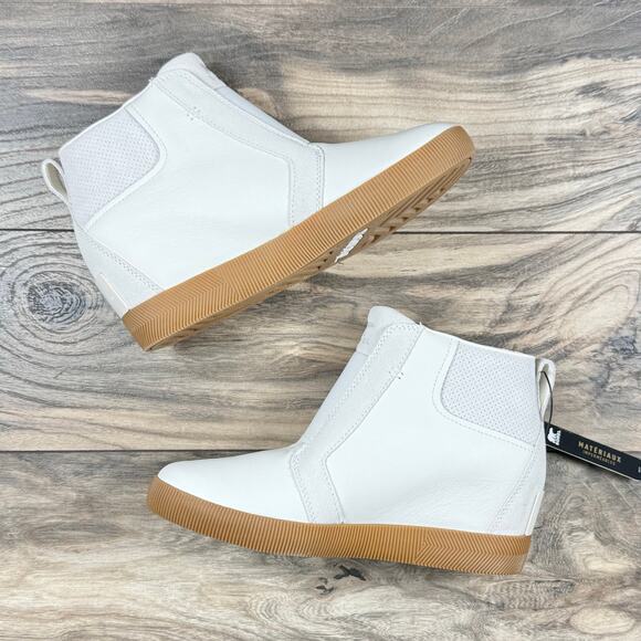 NIB Sorel Out N About Pull On Leather Wedge Sneaker Bootie 9 Sea Salt/Gum 2 - Picture 3 of 11